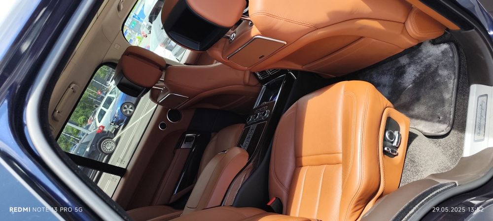 Range rover 4.4 svo autobiography avariat doar pentru piese