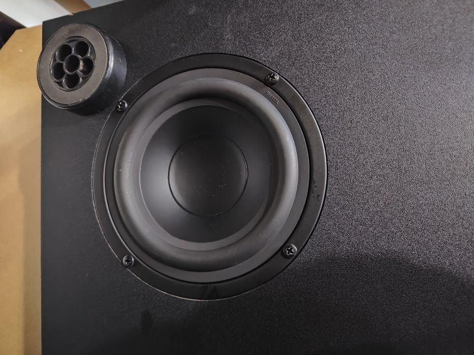 Soundbar MAGNAT Sounddeck 600 BTX