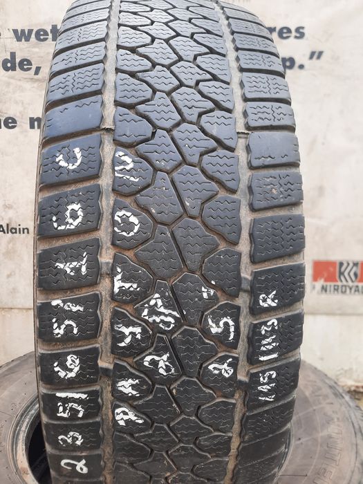 235/65/16С Зимни Гуми Бусови