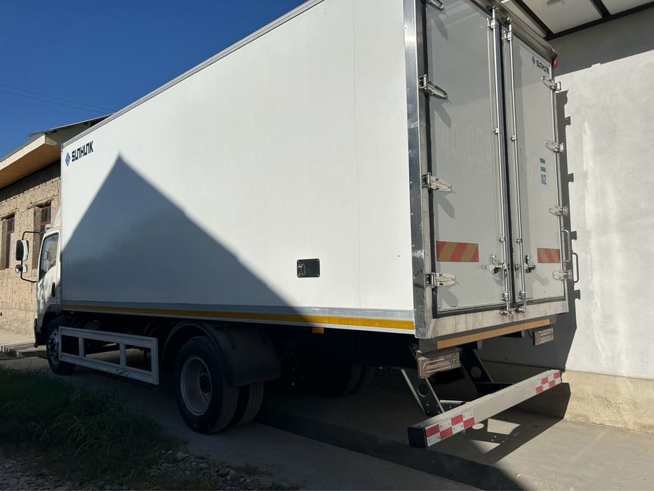 Howo Refrijirator Furgon 10tonna