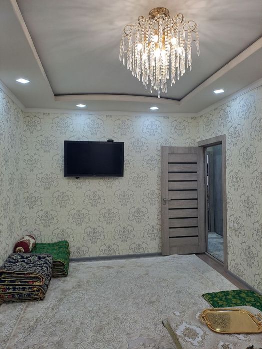 Тезда 3 хонали квартира сотилади.