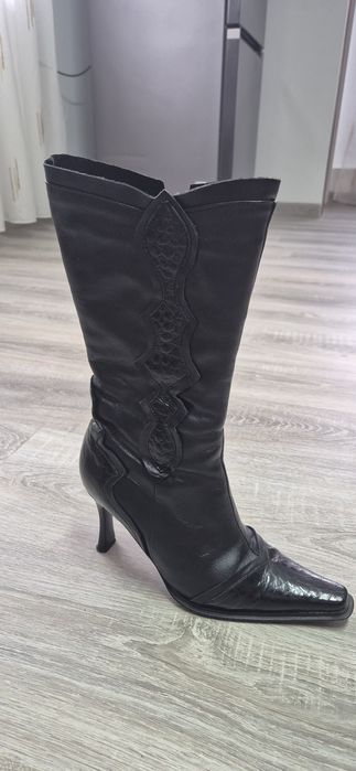 Cizme de piele negre