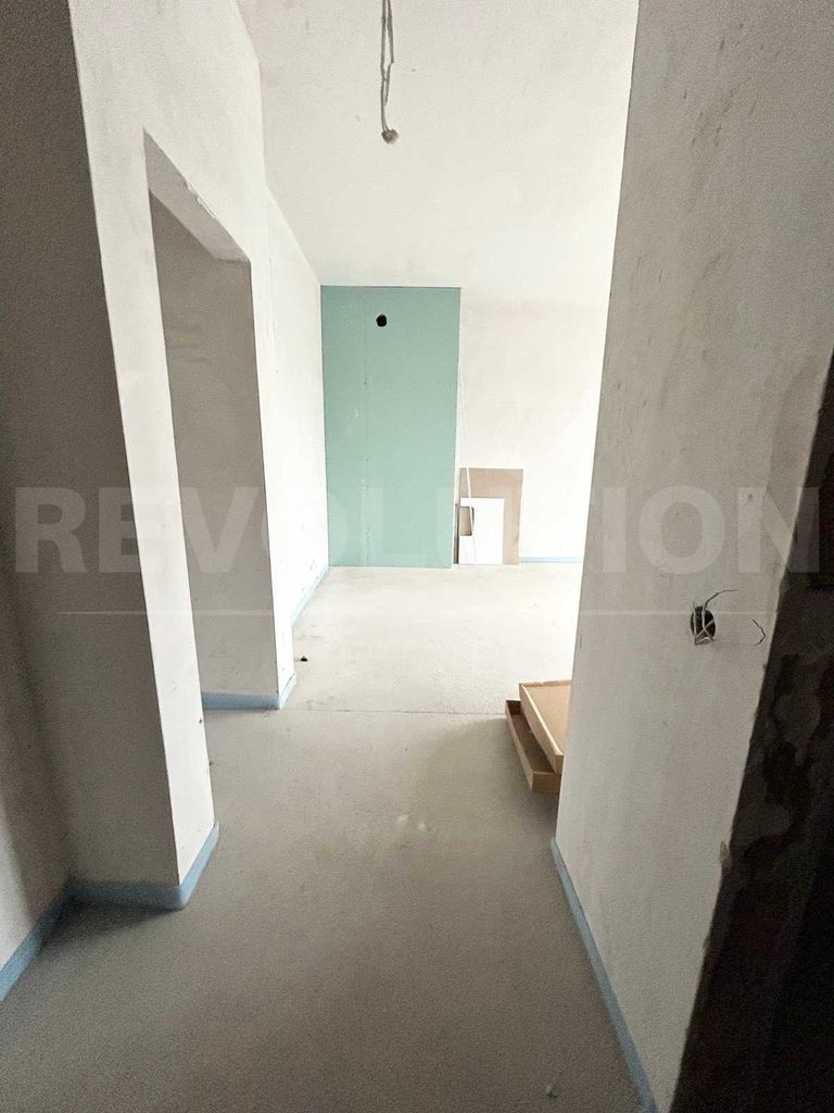 Продава се Тристаен апартамент в София, Надежда 2 - 113 кв.м за 2762 €/кв.м - Снимка #4