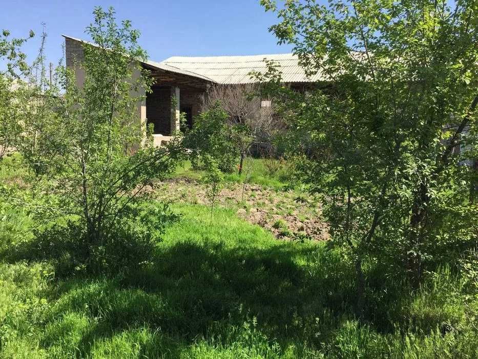 Yer sotiladi, sotik 7+ , xonalar soni 7+