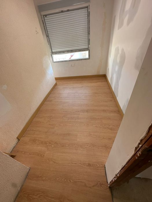 Zugrav cu experiență - caut lucrari