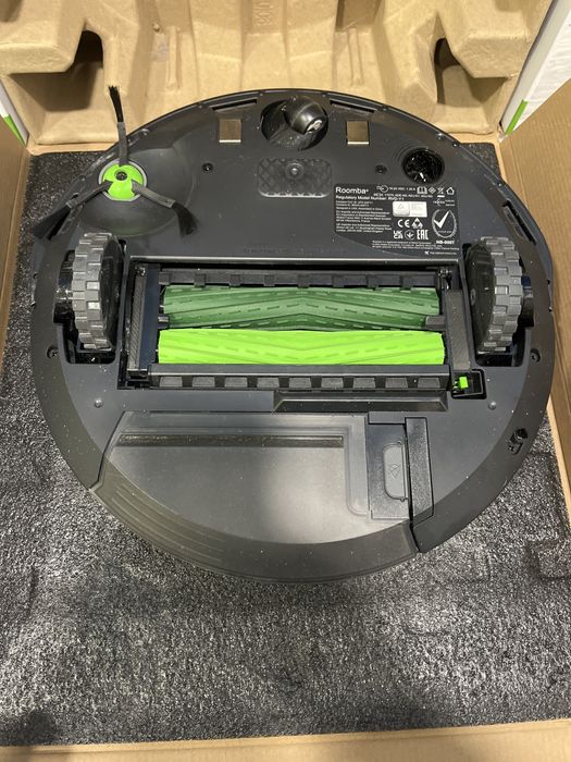 Robot Roomba i1 (i1156)