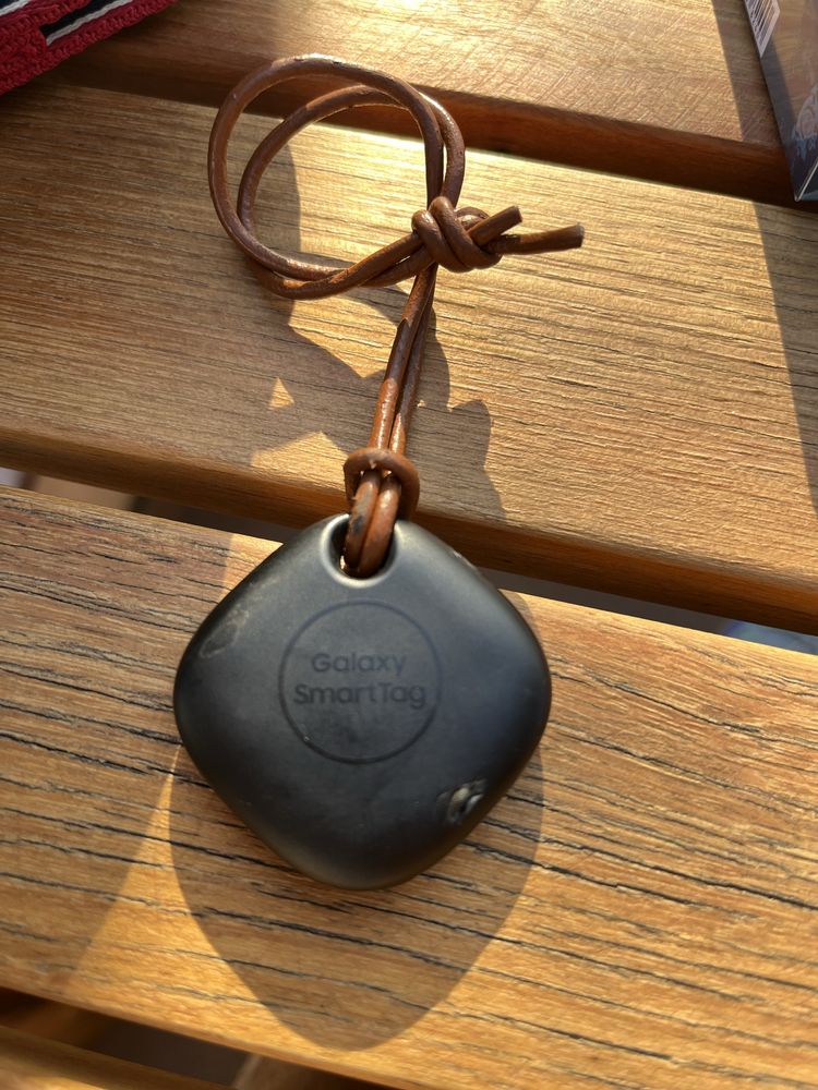 Galaxy smart tag