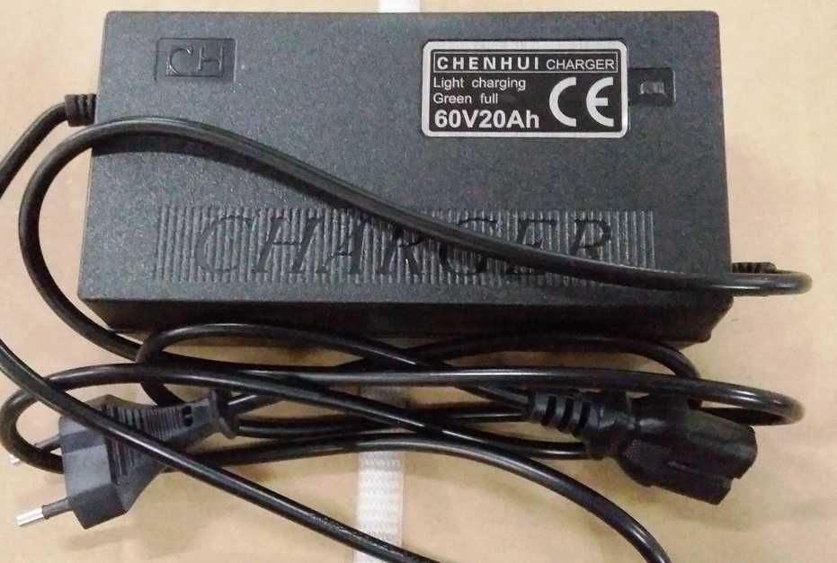 Зарядно устройство 24 , 36 , 48 V за електрическа триколка велосипед