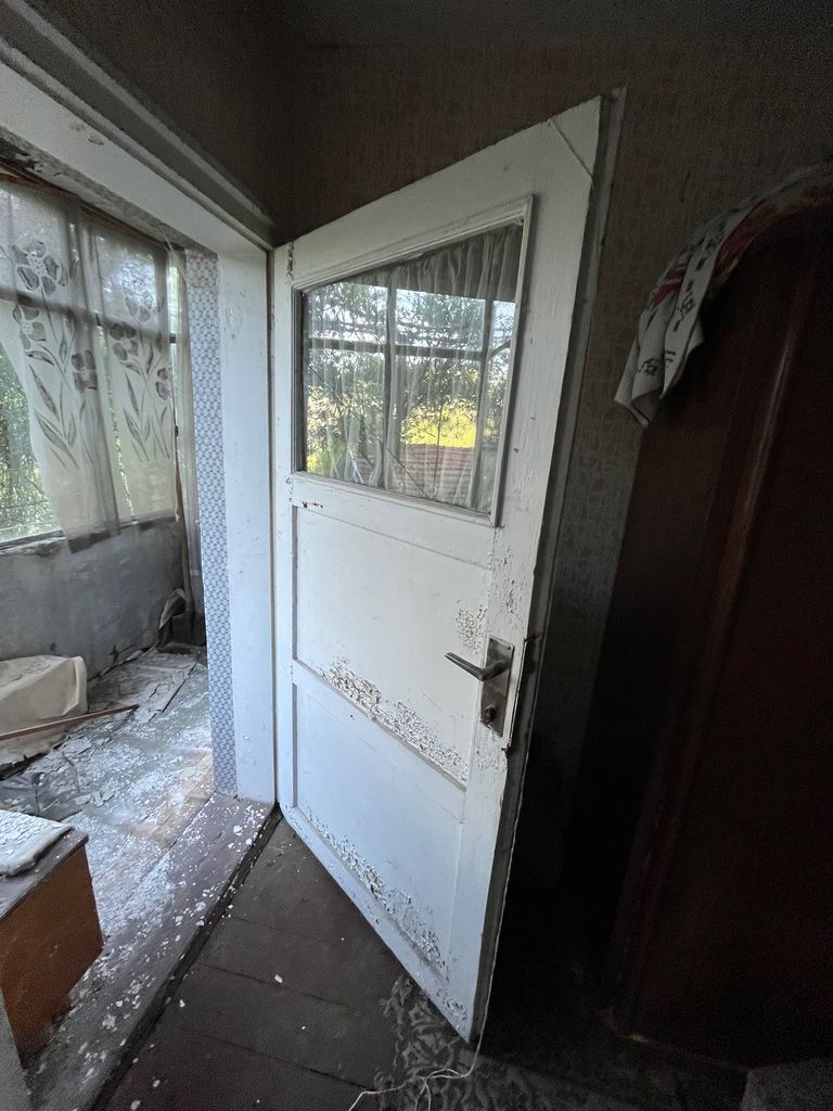 Продава се Къща в Ботевград - 780 кв.м за 33 €/кв.м - Снимка #6