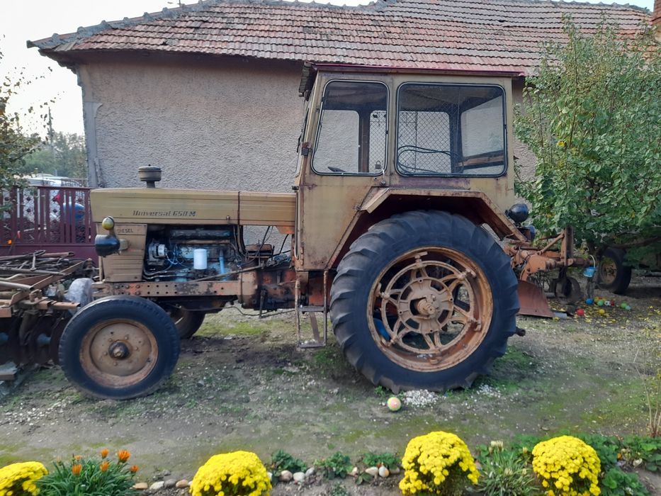 Tractor agricol U650