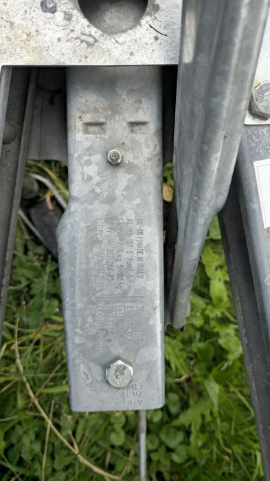 Vând remorcă 1200 kg