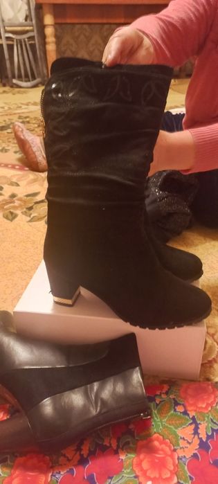 Зимнии замш сапоги