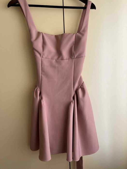 LBD рокля                                                         .