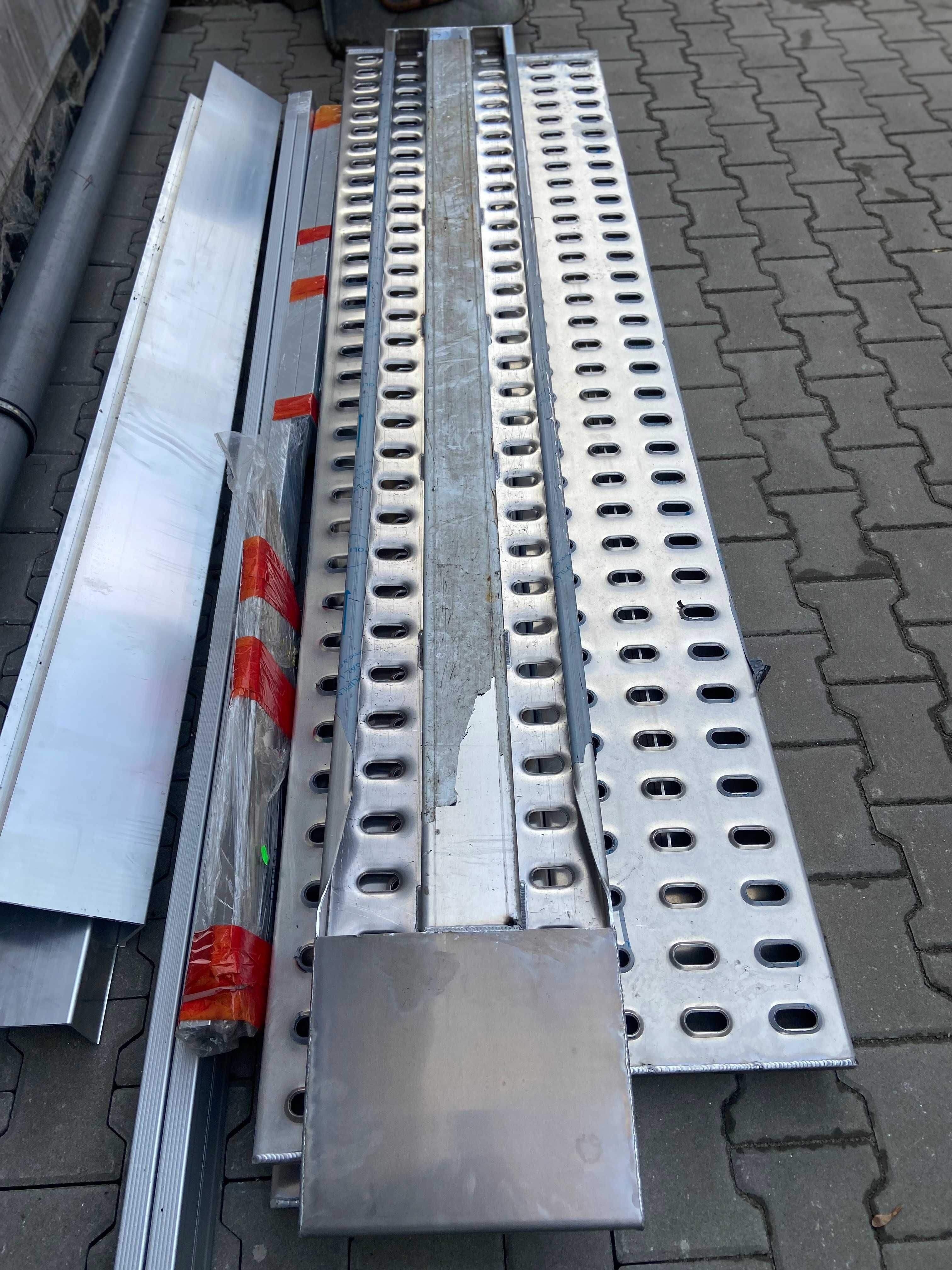 tabla perforata aluminiu pentru platforme 4 mm