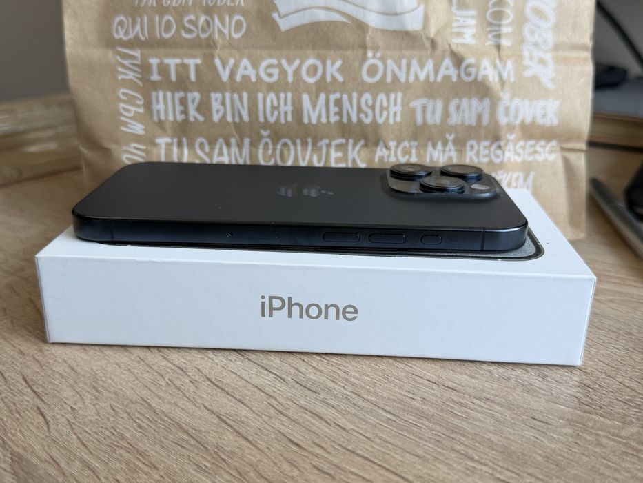 Iphone 15 pro Deep Blue / Като нов
