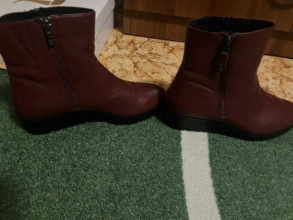 Caprice дамски боти, цвят Bordeaux Nappa, размер 40 EU