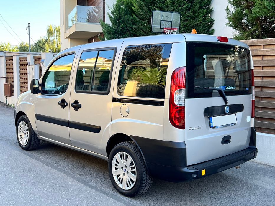 Fiat Doblo 7 Locuri  1.4 benzina 140.000 Km Unic Propietar ! Mcv