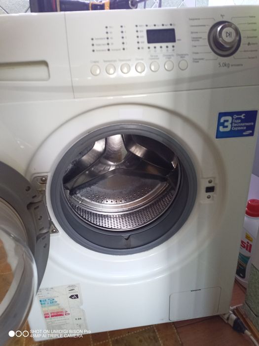 Продается стиральная машина Samsung 5кг