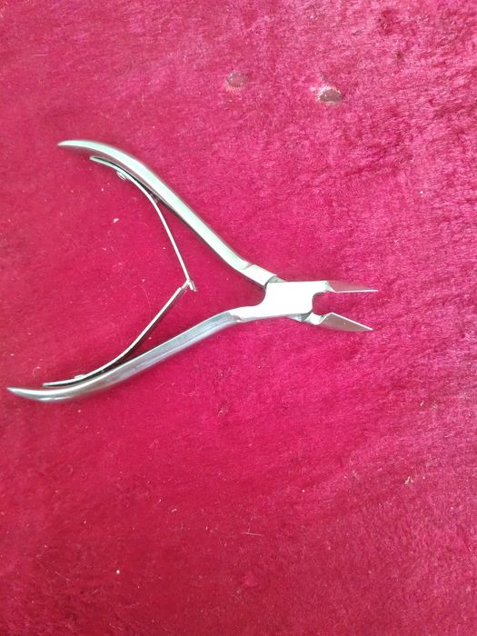 Кусачки  для маникюра