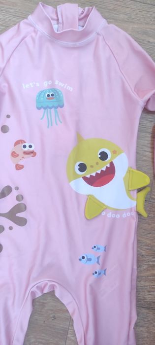 Бански baby shark 2-3 години