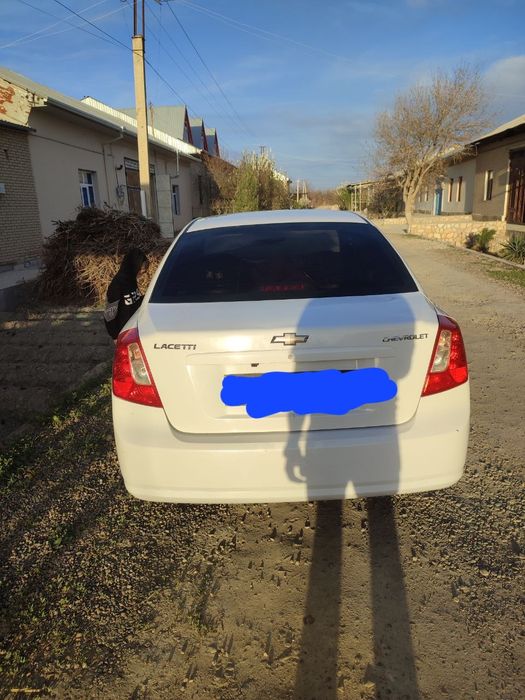 Gentra srochni sotiladi