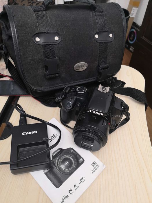 Фотоапарат Canon EOS 450 D