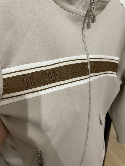 Дамско пуловерче