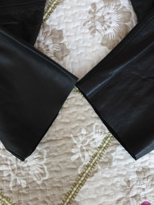 Pantaloni talie inalta negri piele naturala