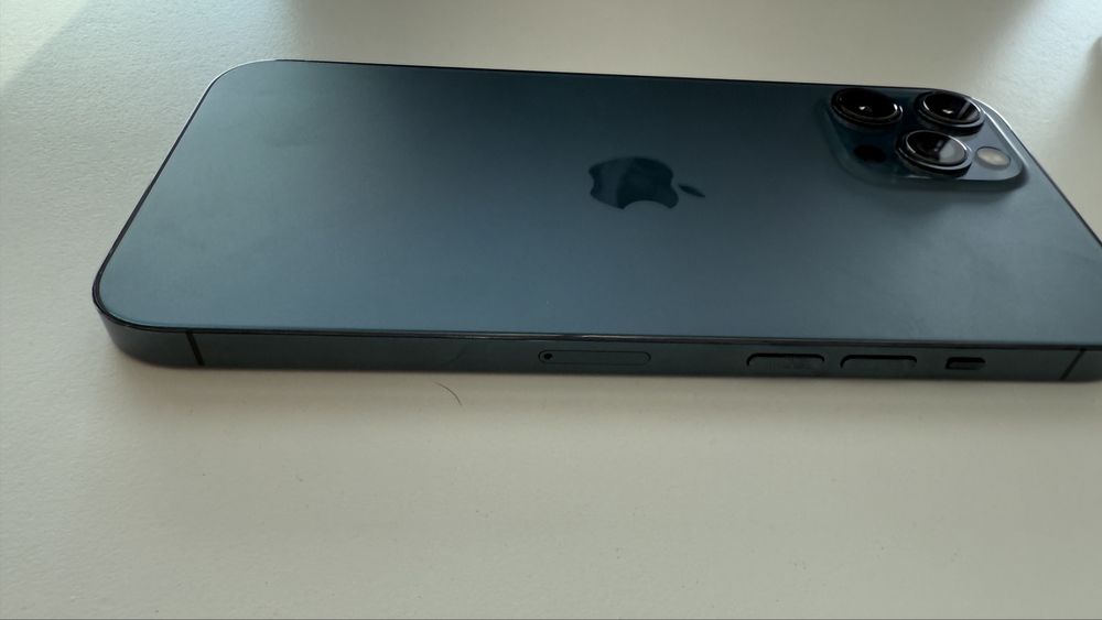 Iphone 12 Pro Pax 256 gb Pacific Blue. Full box