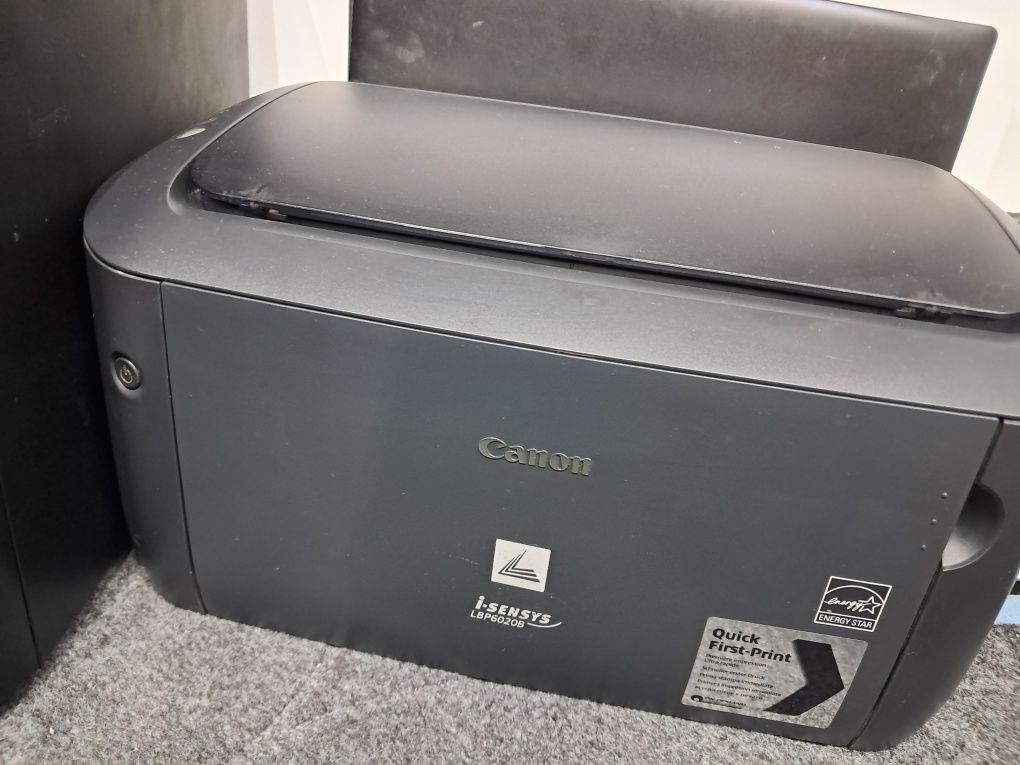 Принтер CANON LBP 6020  zor xolatda