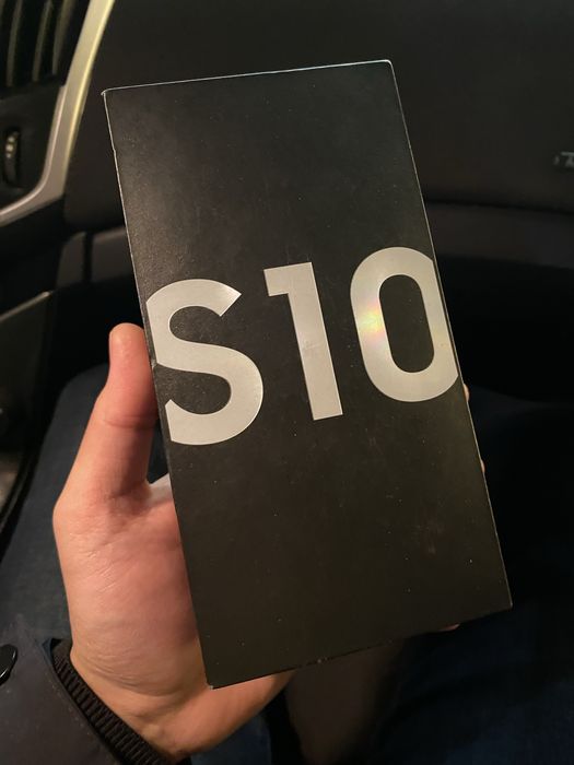 Продам Samsung S10