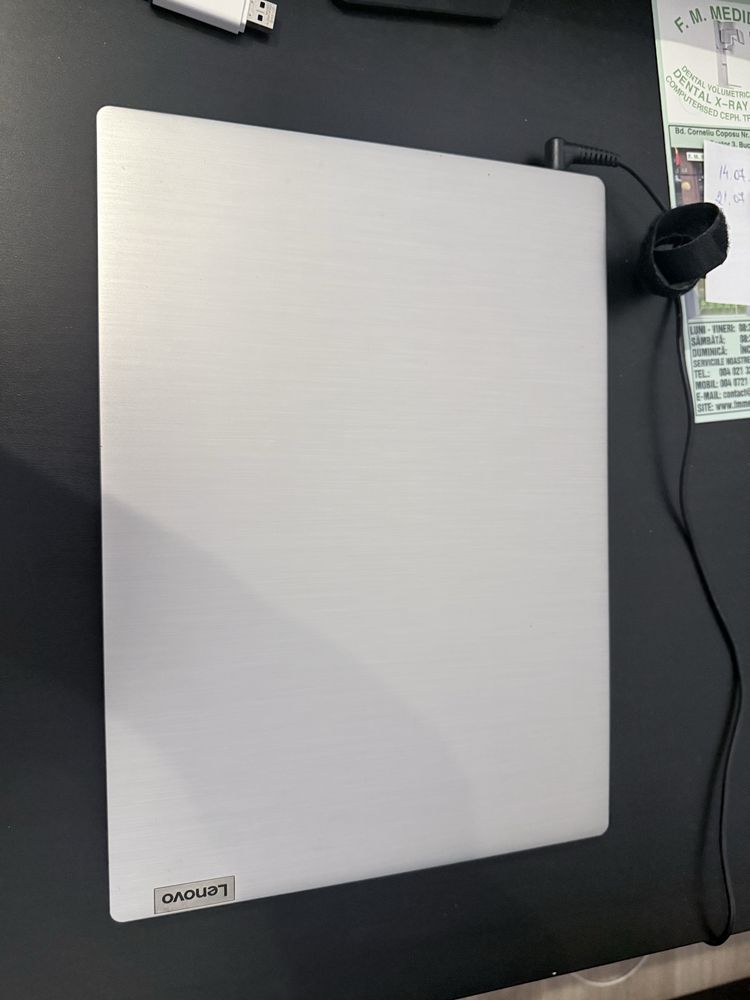 Laptop lenovo Ryzen 3250U 8gb ram