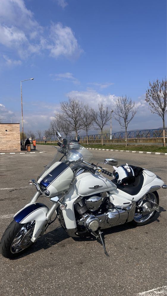 Suzuki Intruder / Boulevard VZR 1800 1M09R full accesorizat Recent