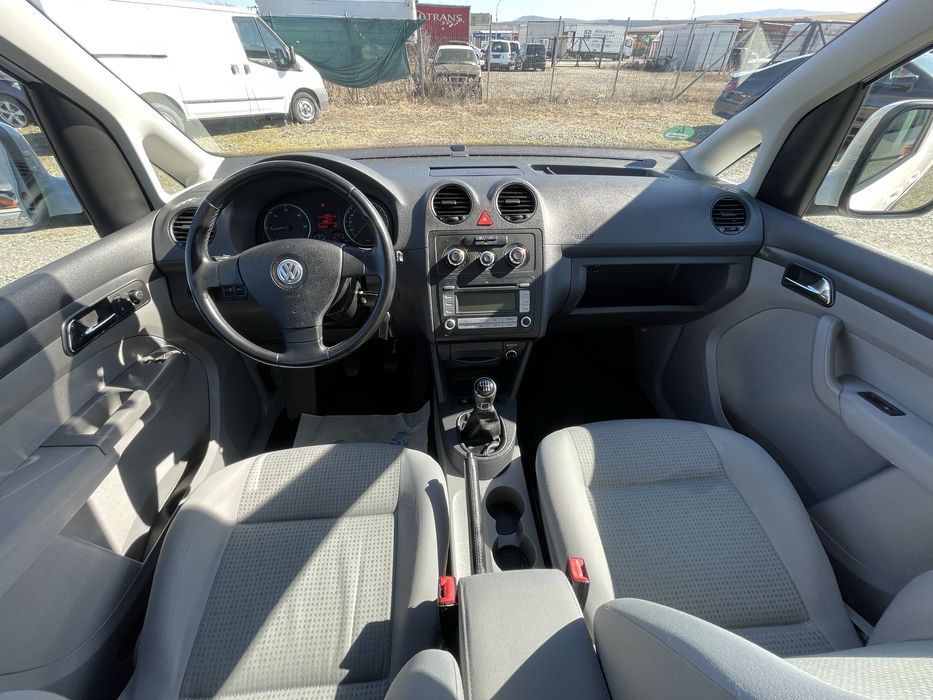 VW Caddy MAXI 2.0 tdi 7 locuri
