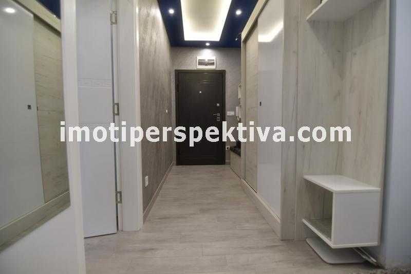 Продава се Тристаен апартамент в Пловдив, Кючук Париж - 96 кв.м за 1918 €/кв.м - Снимка #7