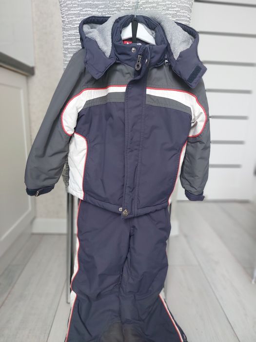 Фирменный детский тёплый костюм Chicco