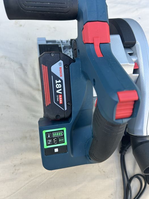 Bosch GKT 18V-52GC circular prin plonjare