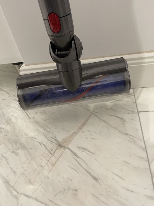 Aspirator Dyson V7