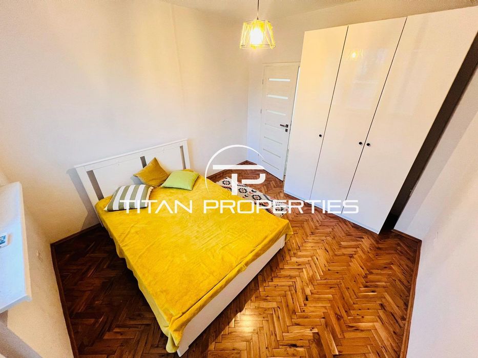 Тристаен, под наем, Център на метри от Морската градина