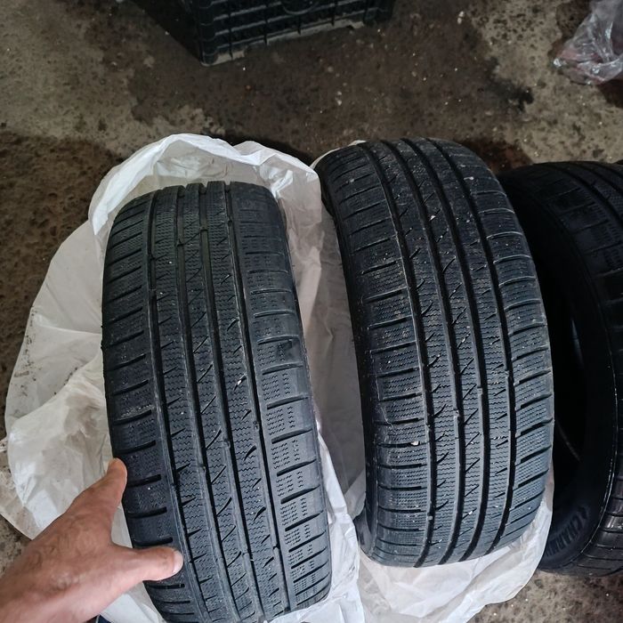 Продам 4 штук зимний шины