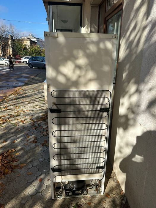 Vând frigider stare buna