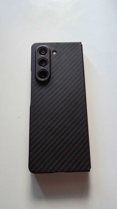 Samsung Galaxy Z Fold 5 512GB Black + 3 cases