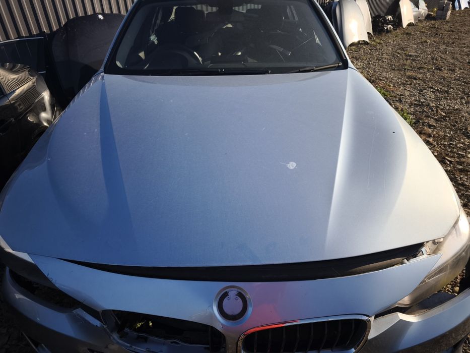 Capota motor diverse culori Bmw seria 3 f30 f31 Bmw 318 320d 330d 335d