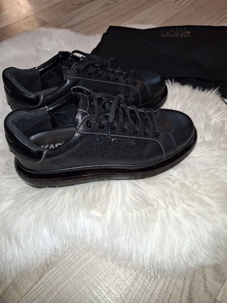 Karl Lagerfeld 45