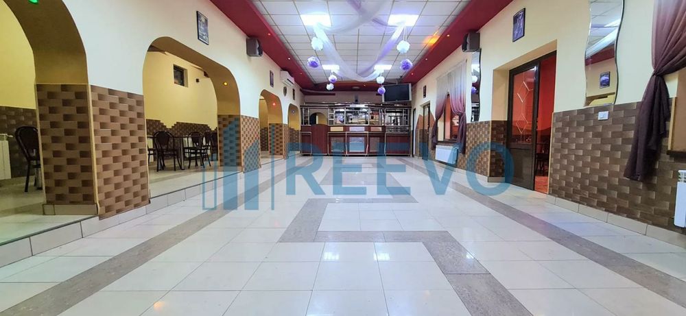 Se vinde Spatiu comercial Savinesti la 10 km Piatra Neamt cu chirias