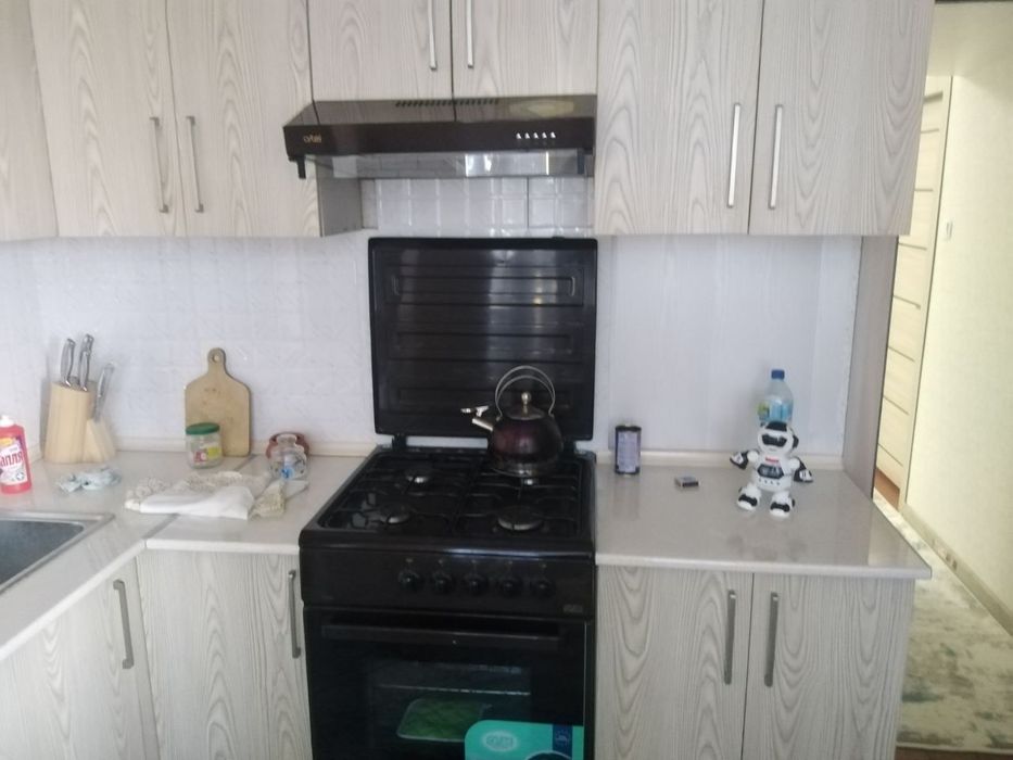 Срочно квартира сотилади 2 хоналик янги ремонт барча шароитлари билан