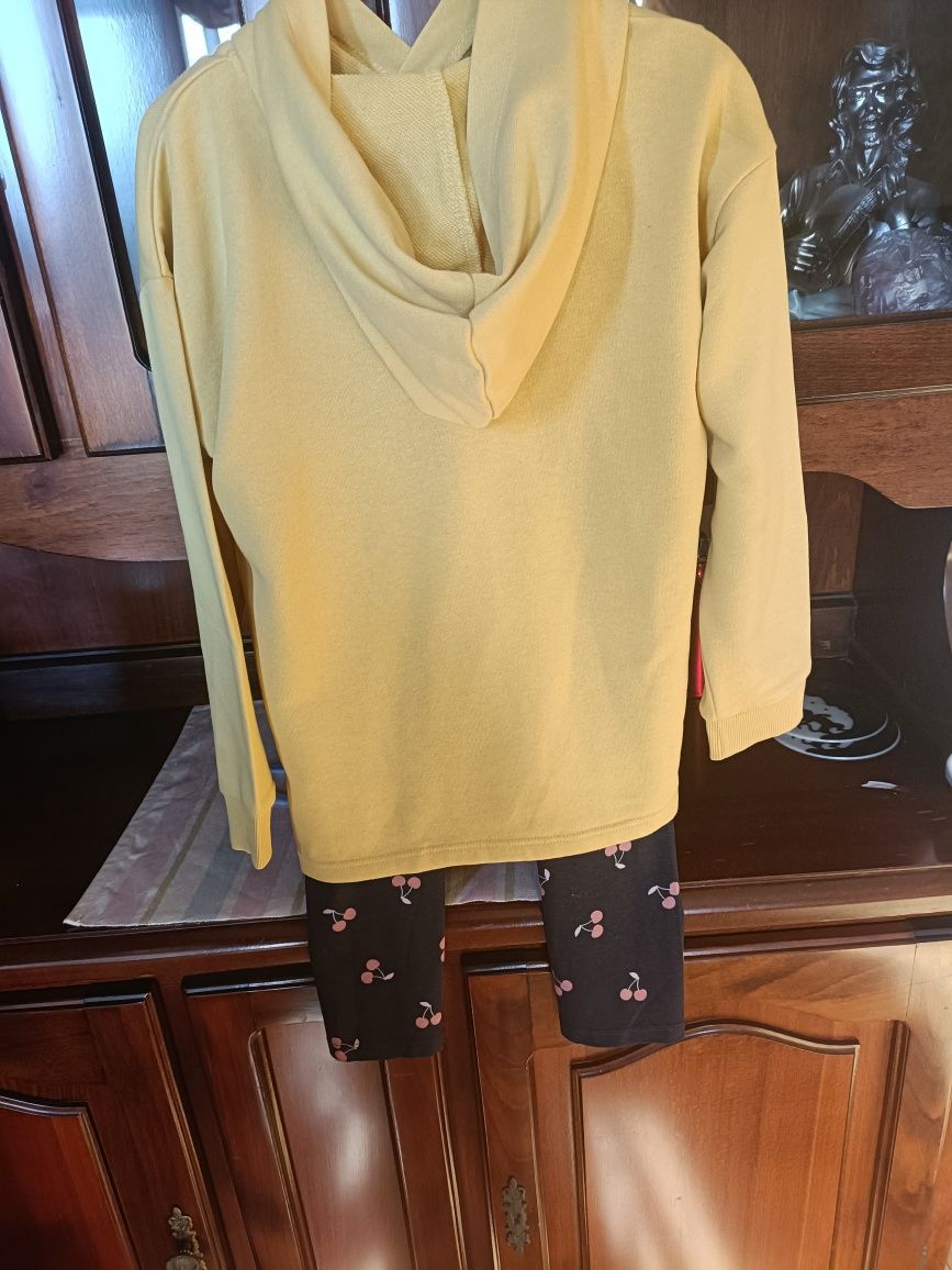 Set H&M 2 piese,compleu fetite 6-8 ani,122-128, hanorac si colant