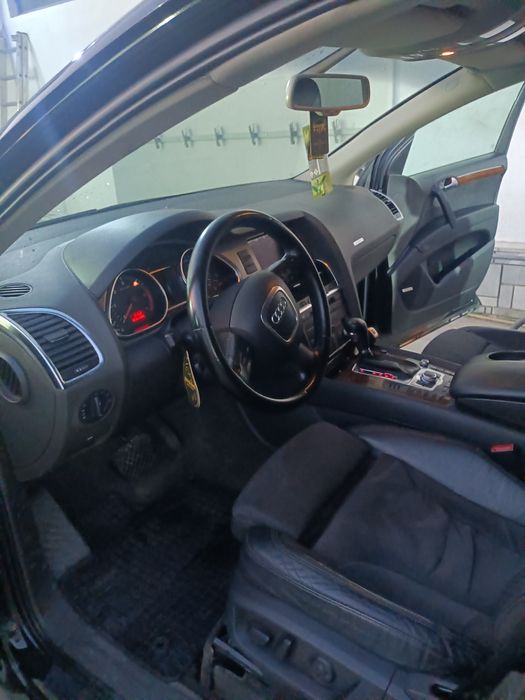 В добро състояние напълно Обслужен