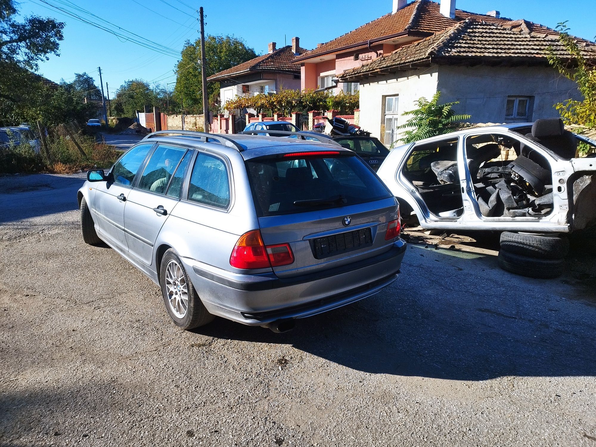 Продавам BMW E46 Фейслифт На Части