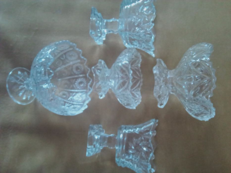 Продам хрустальную и стекляную посуду